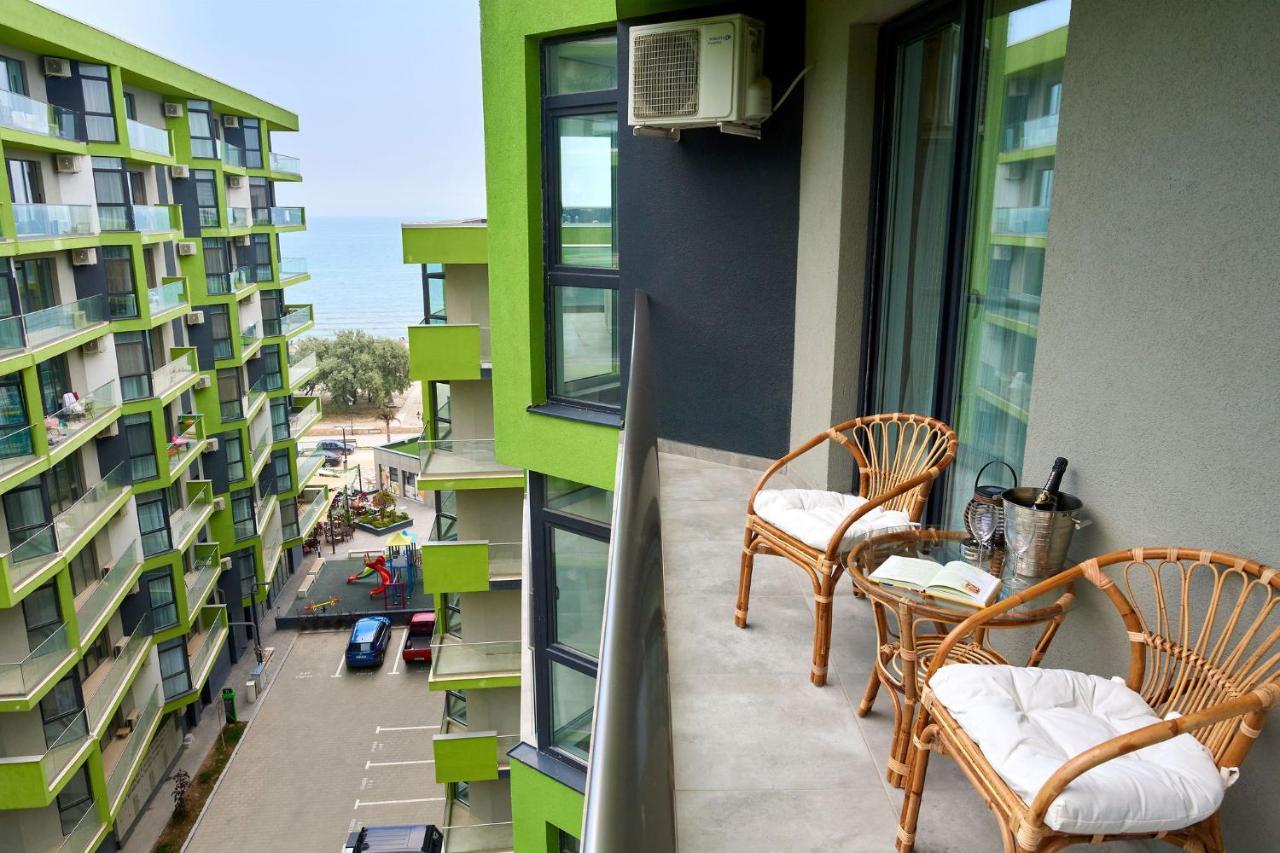 Opal Luxury Apartment 92 Spa N Pool Beach Resort Navodari Exterior photo