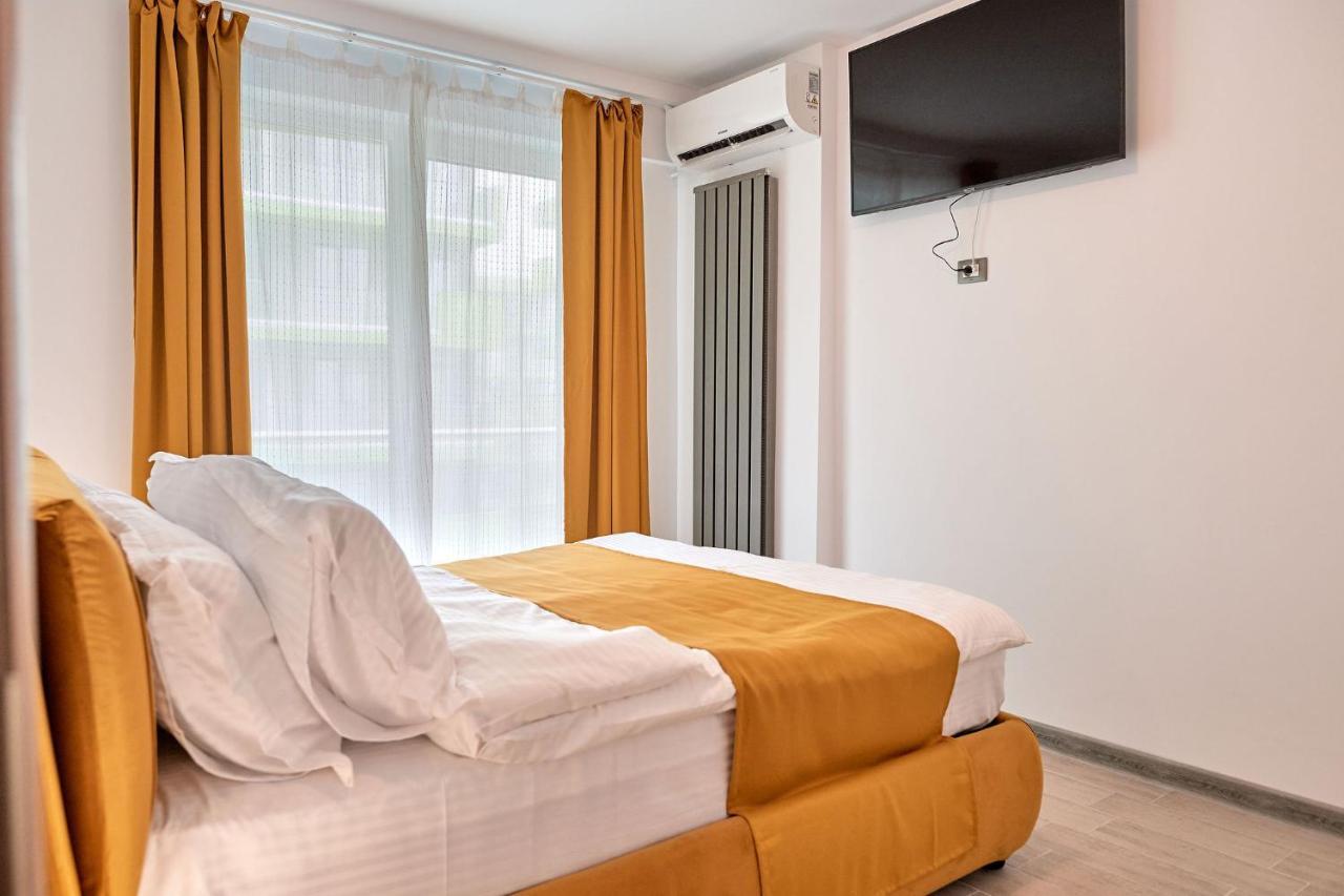 Opal Luxury Apartment 92 Spa N Pool Beach Resort Navodari Exterior photo